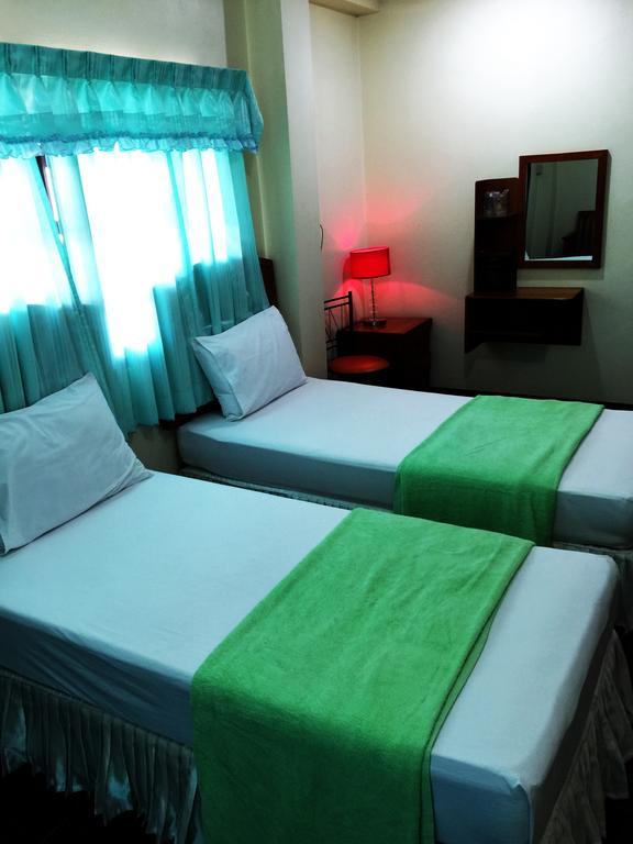 J-Safe Guesthouse Sukhothai Zewnętrze zdjęcie