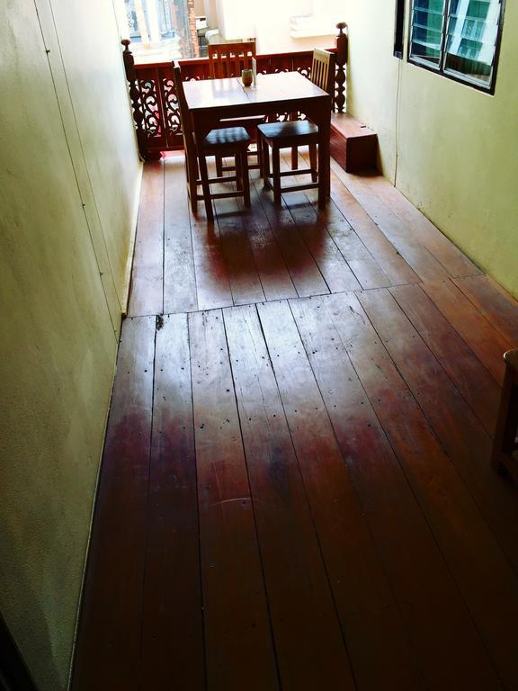 J-Safe Guesthouse Sukhothai Zewnętrze zdjęcie