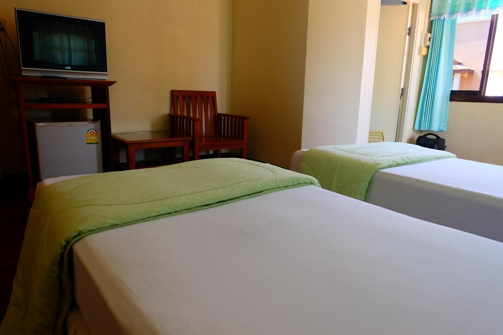 J-Safe Guesthouse Sukhothai Zewnętrze zdjęcie