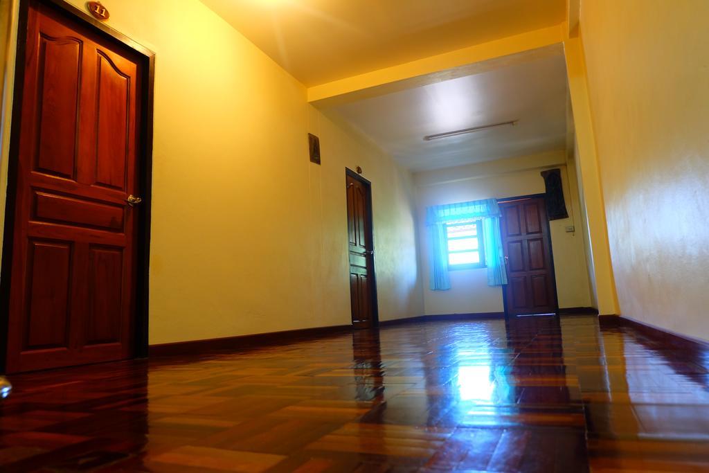J-Safe Guesthouse Sukhothai Zewnętrze zdjęcie