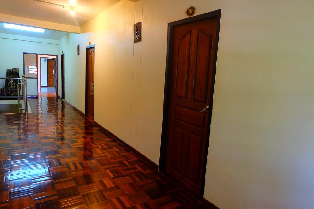 J-Safe Guesthouse Sukhothai Zewnętrze zdjęcie
